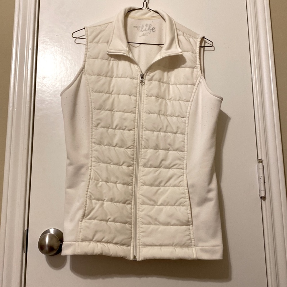 Sleeveless white vest lightweight